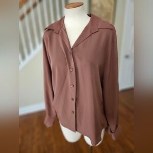 NWT! Notations Button Up Top Large